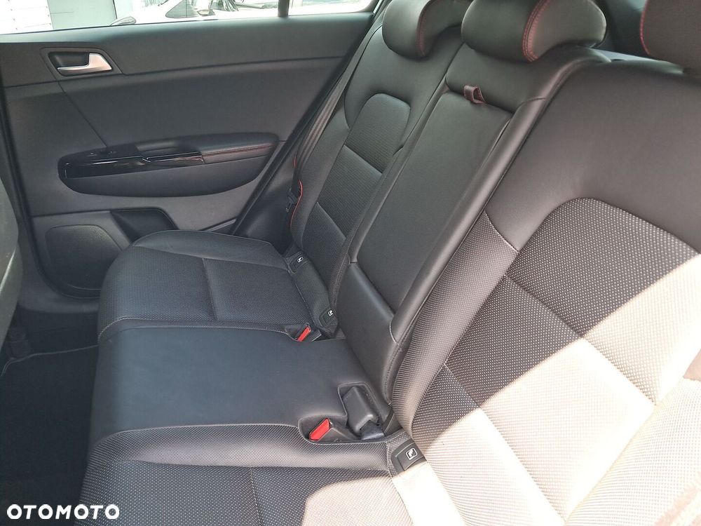 Kia Sportage 1.6 T-GDI GT Line 2WD - 12