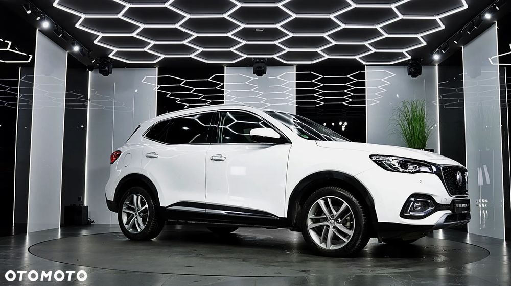 MG EHS 1.5T-GDI PHEV Luxury - 15