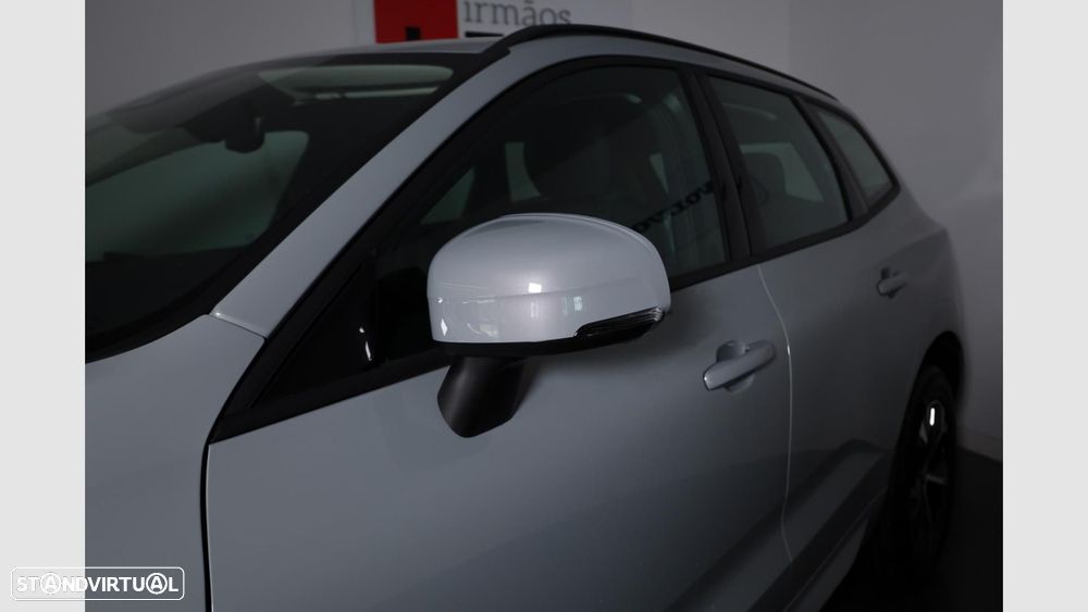 Volvo XC 60 2.0 T6 PHEV Core AWD - 7