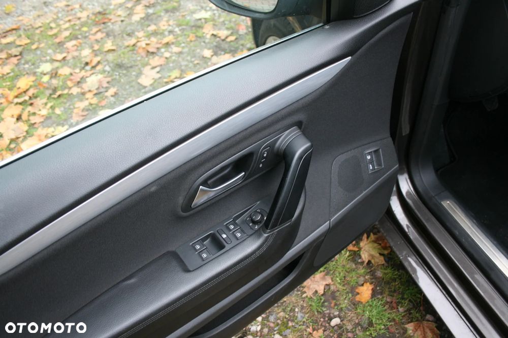 Volkswagen Passat CC - 10