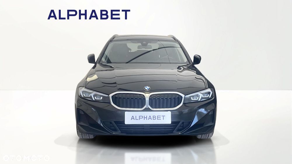 BMW Seria 3 320d xDrive mHEV - 8