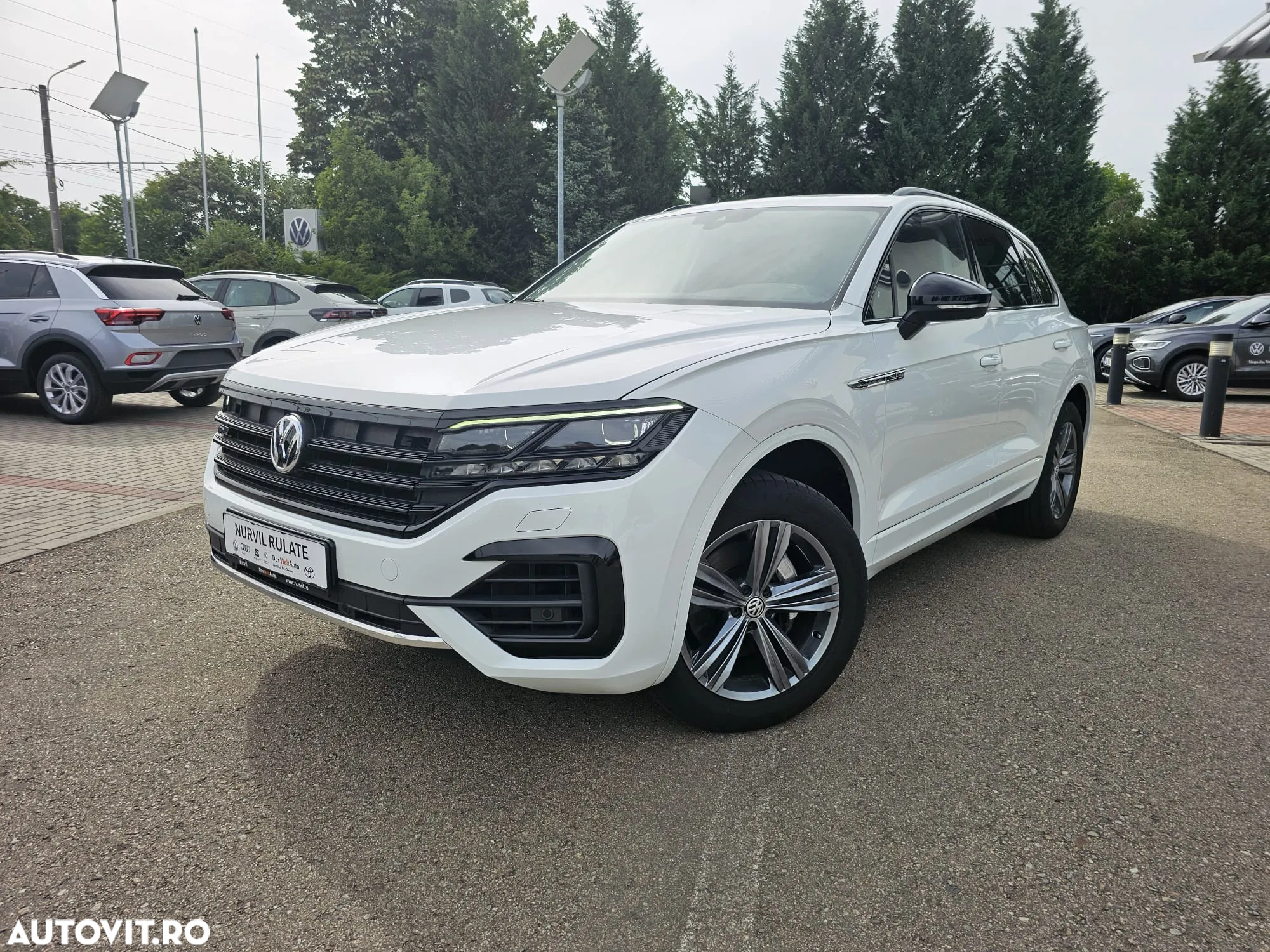 Volkswagen Touareg - 4