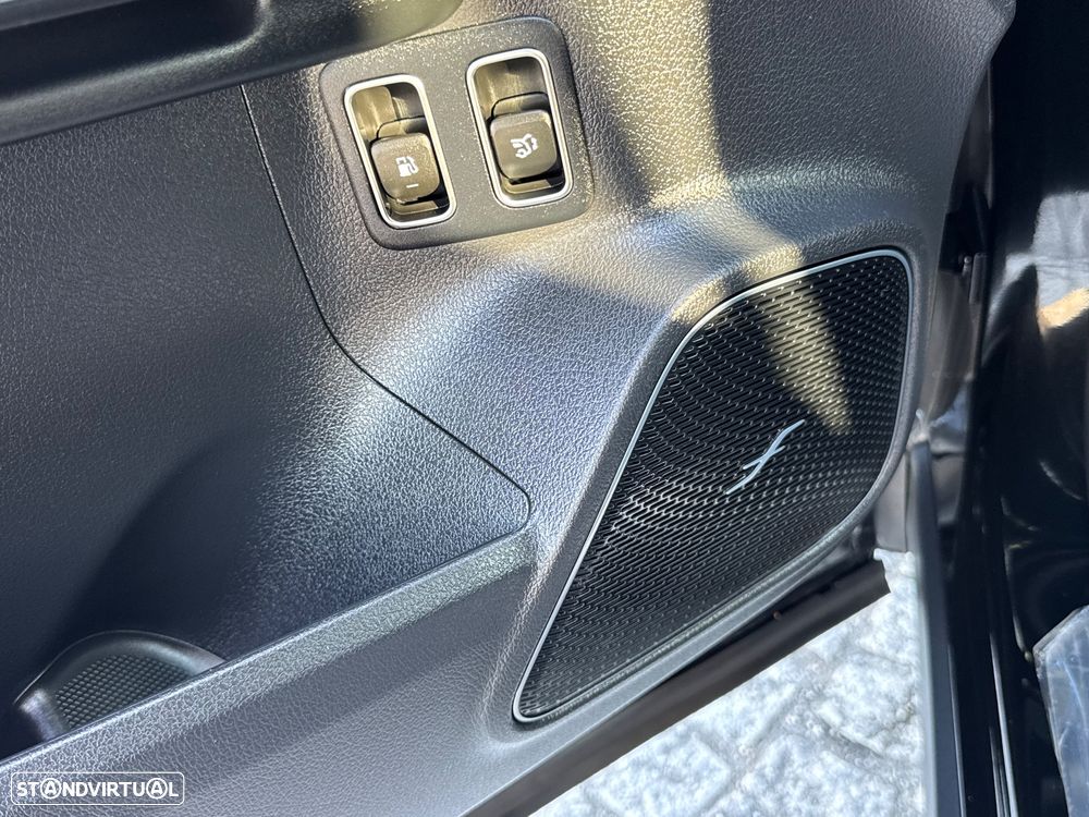 Mercedes-Benz GLA 250 e AMG Line - 8