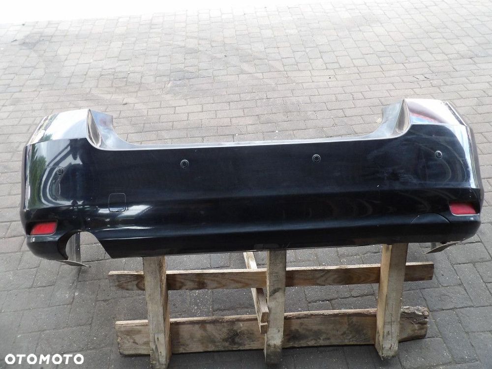 SUBARU LEGACY V SEDAN ZDERZAK TYŁ  D4S