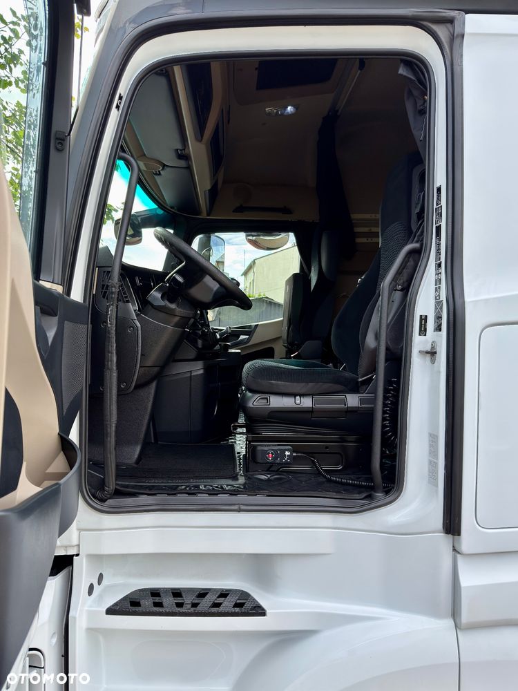 Mercedes-Benz ACTROS 1845 / 2019 / 560000 KM / BEZ RETARDERA / DWA ZBIORNIKI / - 11