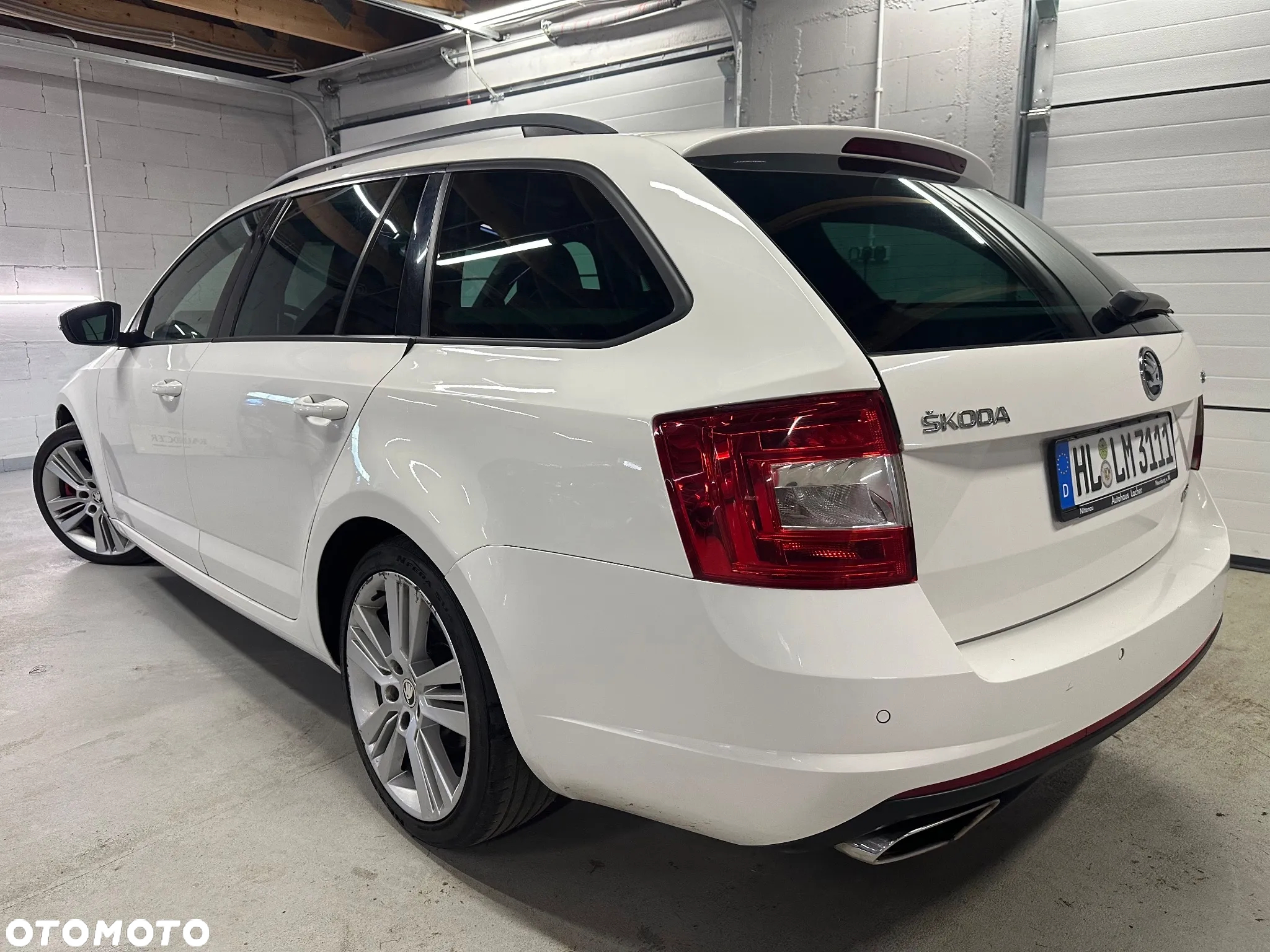 Skoda Octavia Combi 2.0 TDI RS - 15