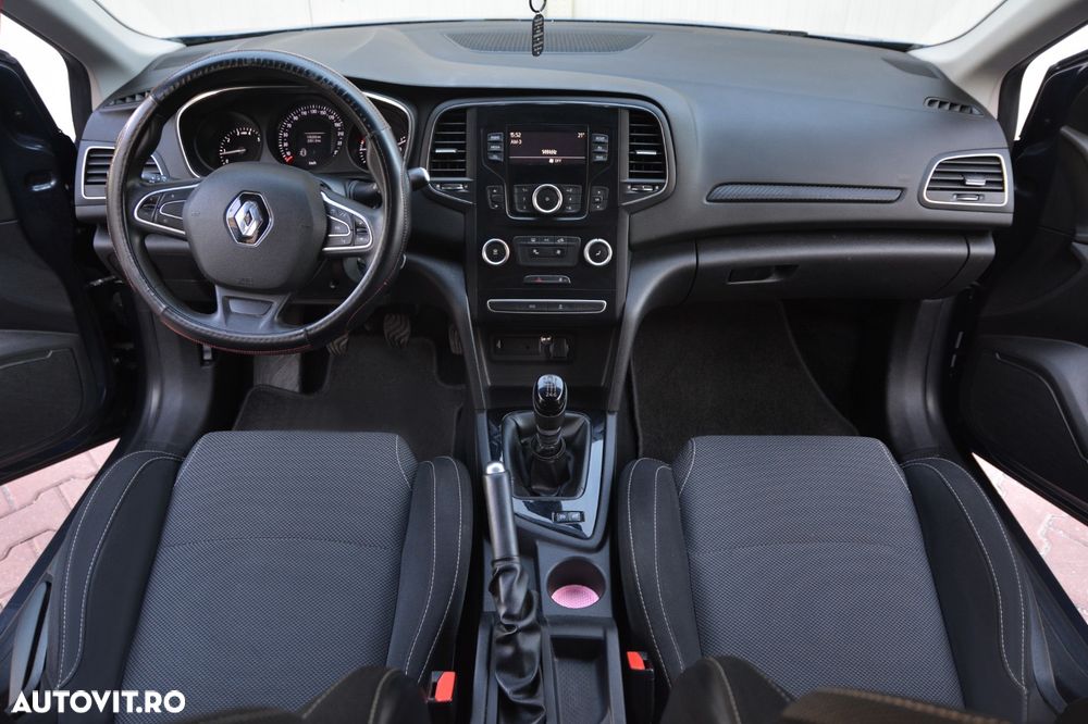 Renault Megane ENERGY TCe 100 EXPERIENCE - 6