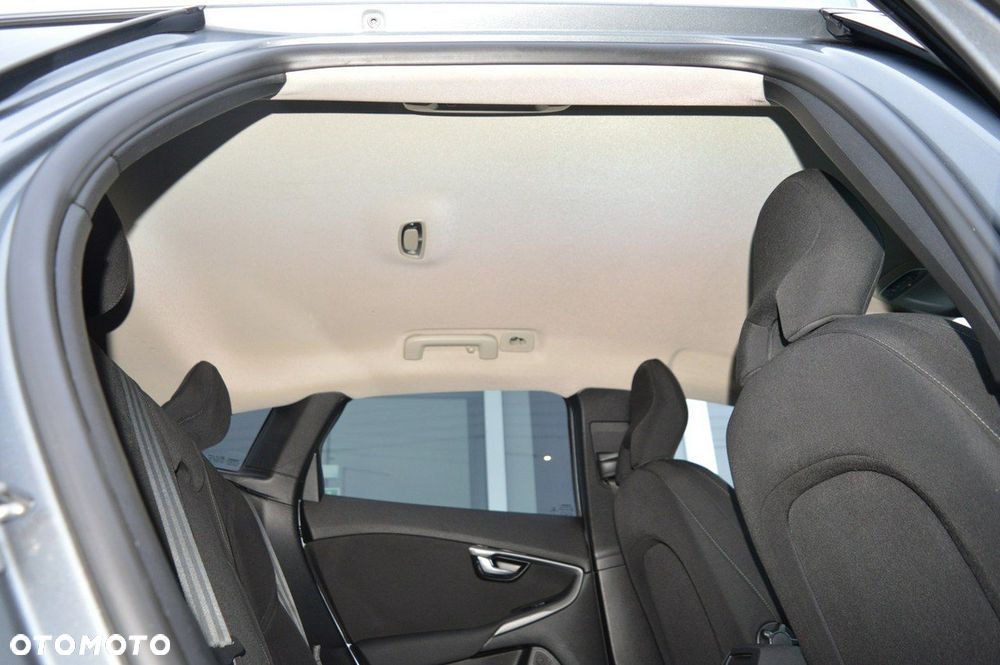 Volvo V40 D2 Geartronic Kinetic - 31