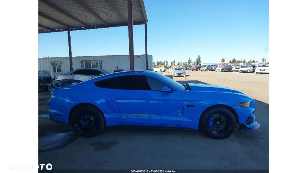 Ford Mustang 5.0 V8 GT - 4
