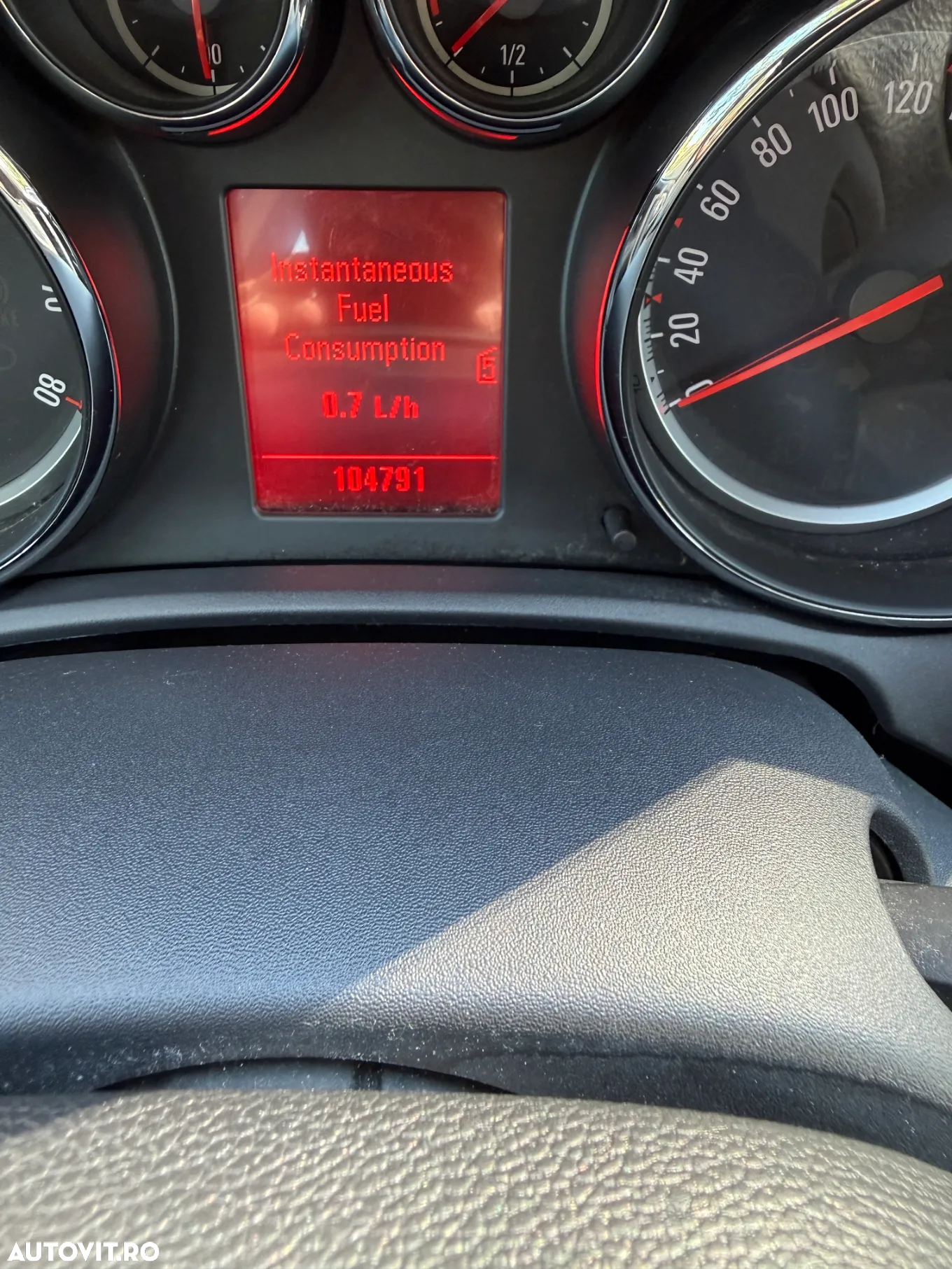 Opel Astra 1.6 Enjoy - 18