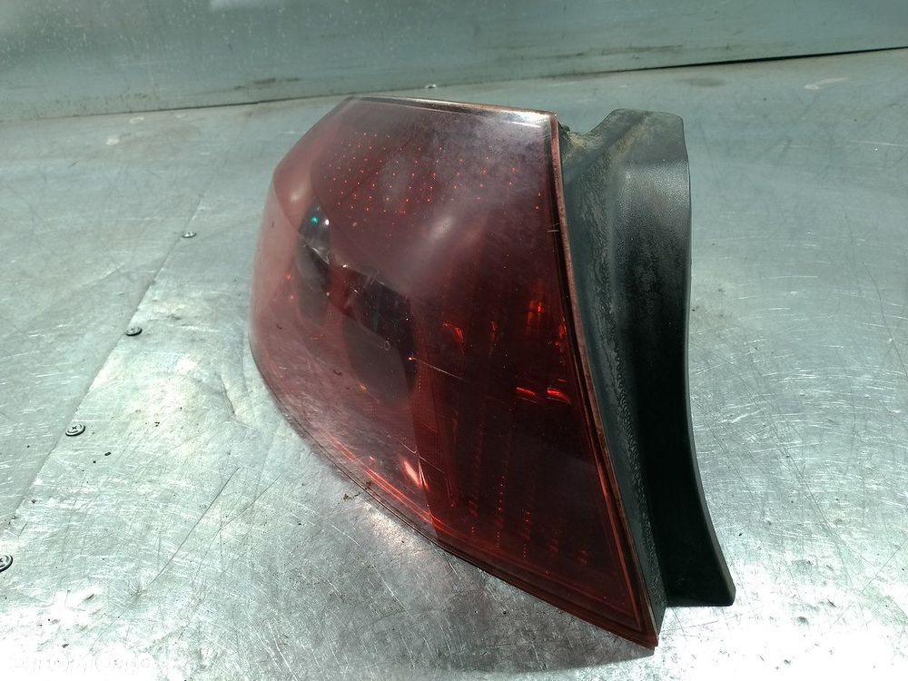 LAMPA TYLNA LEWA PEUGEOT 407 SEDAN - 8