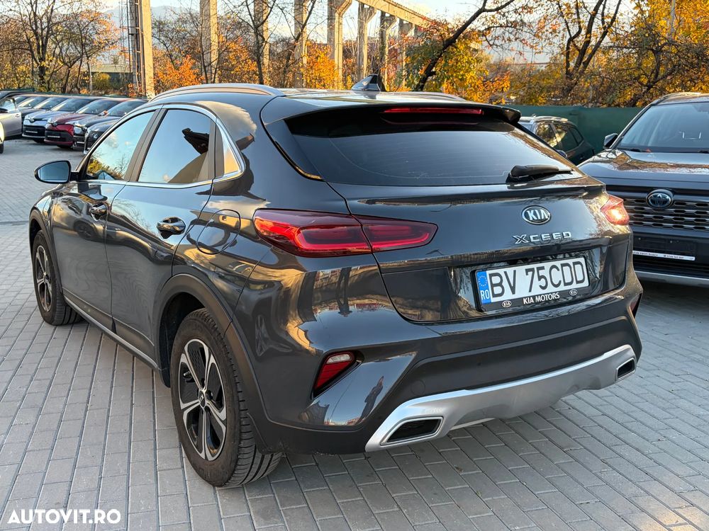 Kia XCeed - 10