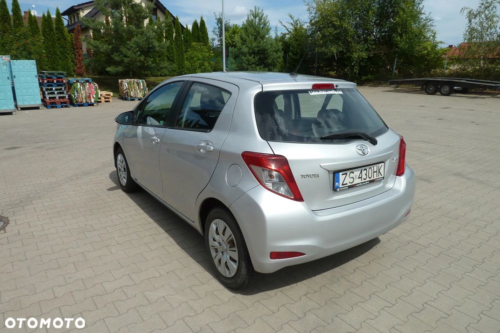 Toyota Yaris 1.33 Active - 5