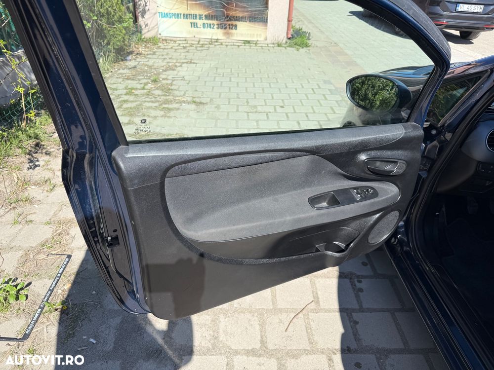 Fiat Punto 1.2 8V Active - 24