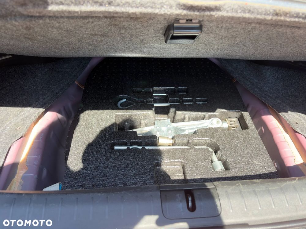 Honda Accord 2.0 Elegance - 16