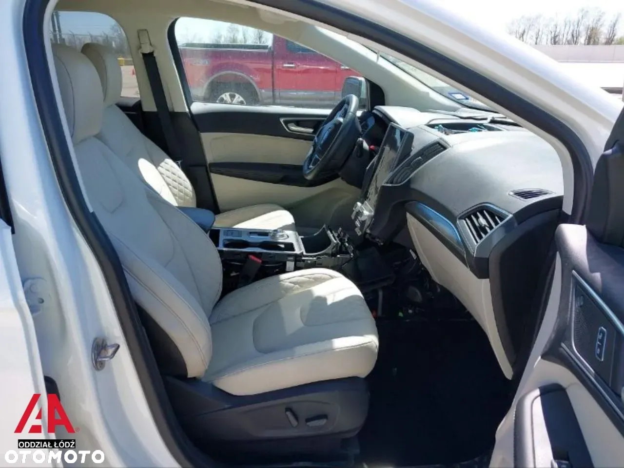 Ford Edge - 8