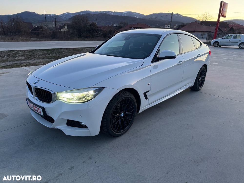 BMW Seria 3 320d Aut. xDrive Edition M Sport Shadow - 23