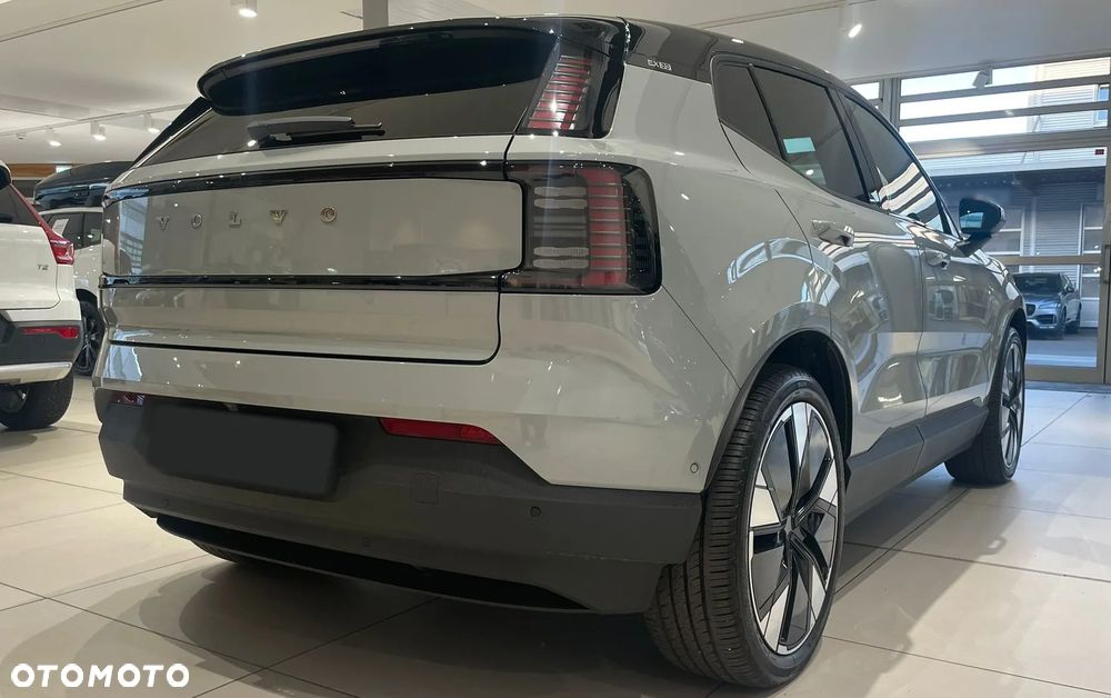 Volvo EX30 Twin Motor Performance AWD Ultra - 10