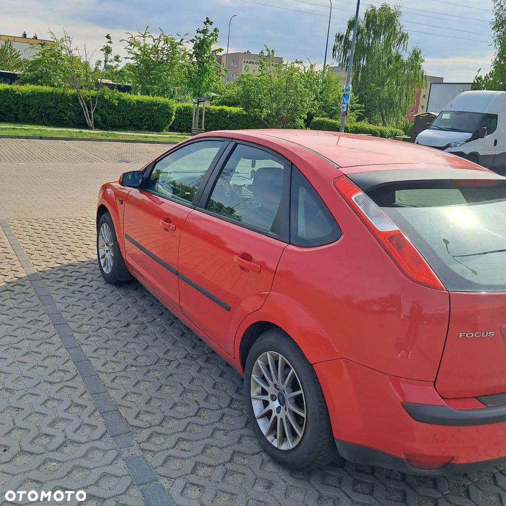 Ford Focus 1.6 16V Ambiente - 15