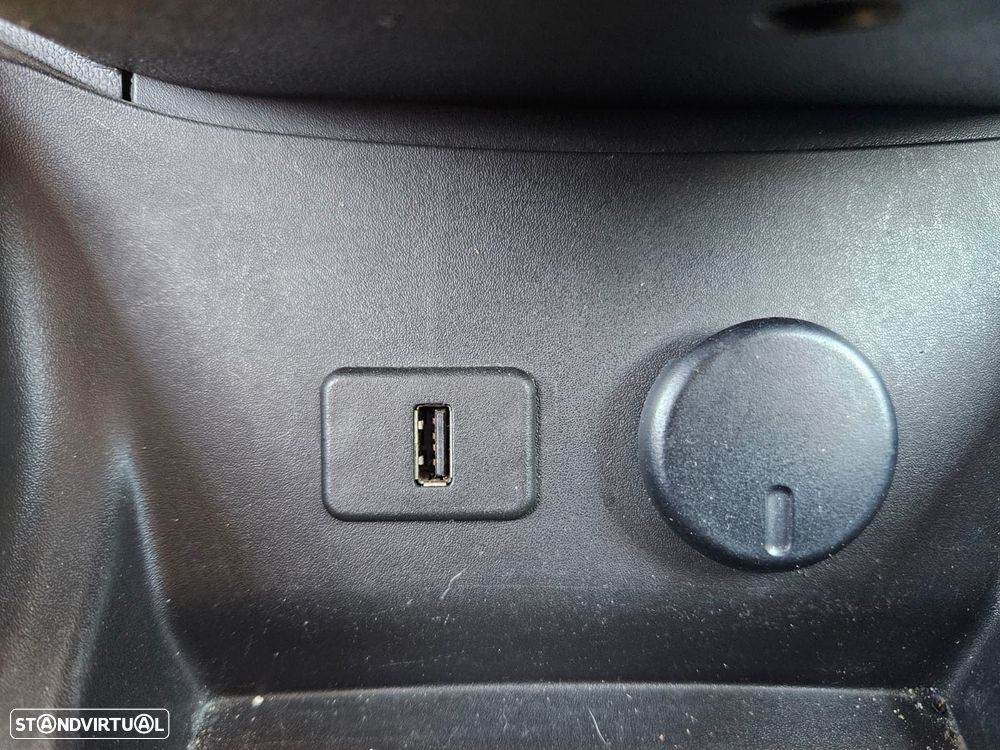 Opel Corsa 1.3 CDTi Dynamic - 31