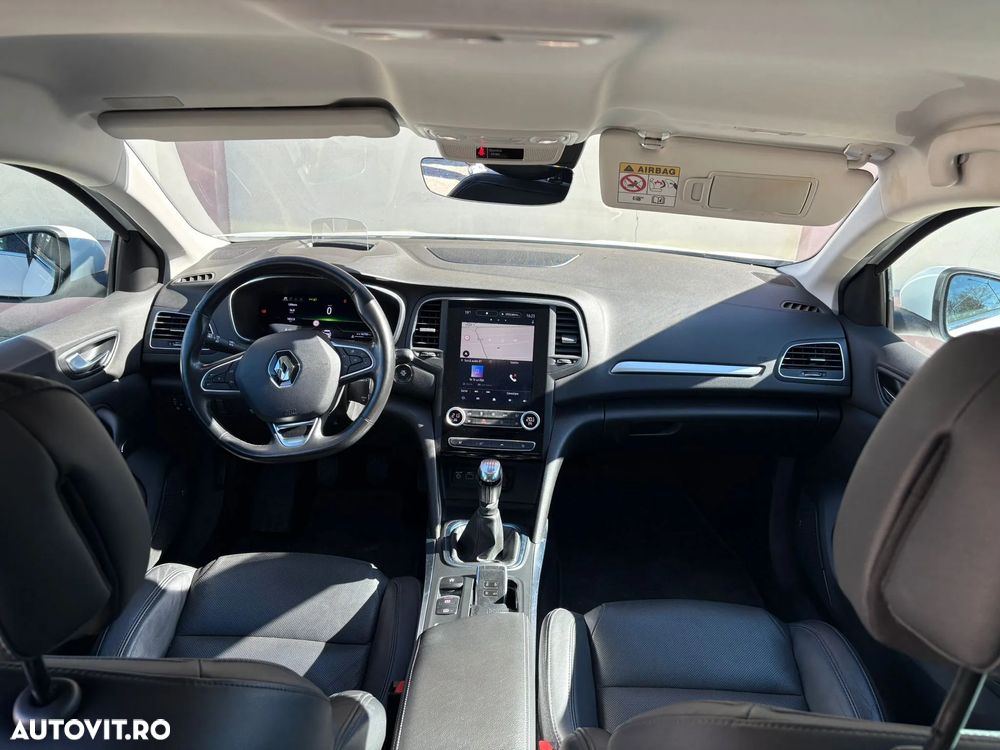 Renault Megane TCe 140 GPF INTENS - 15