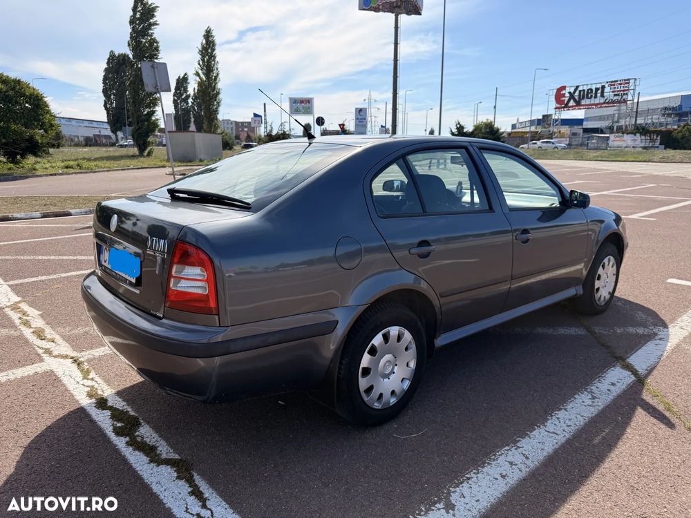 Skoda Octavia - 2