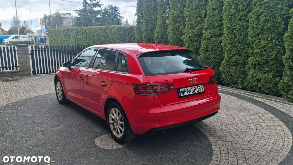 Audi A3 Sportback - 4
