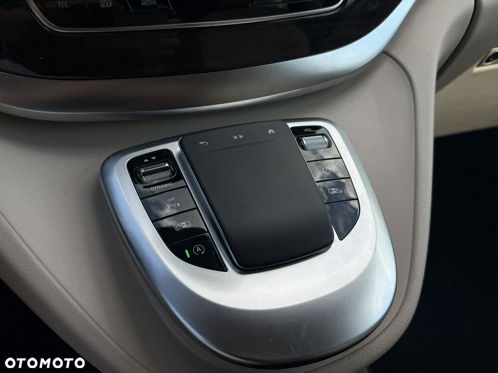 Mercedes-Benz Klasa V 250 d extralang 9G-TRONIC Avantgarde - 14