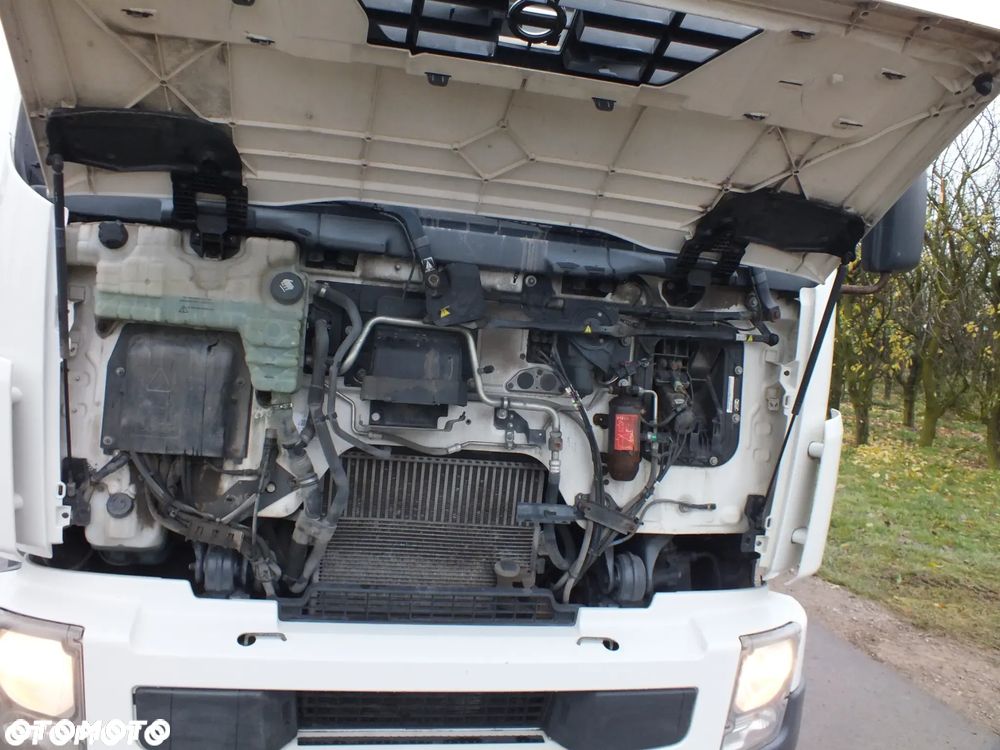 Volvo FL 260 - 19
