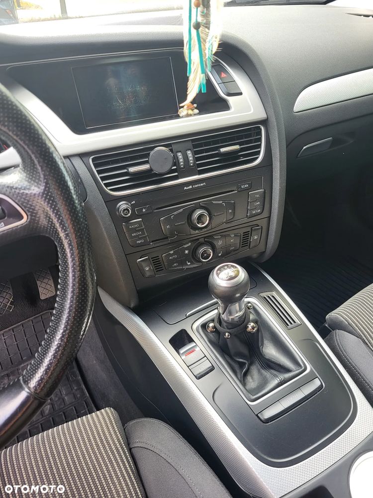 Audi A4 Avant 1.8 TFSI quattro S line Sportpaket (plus) - 6