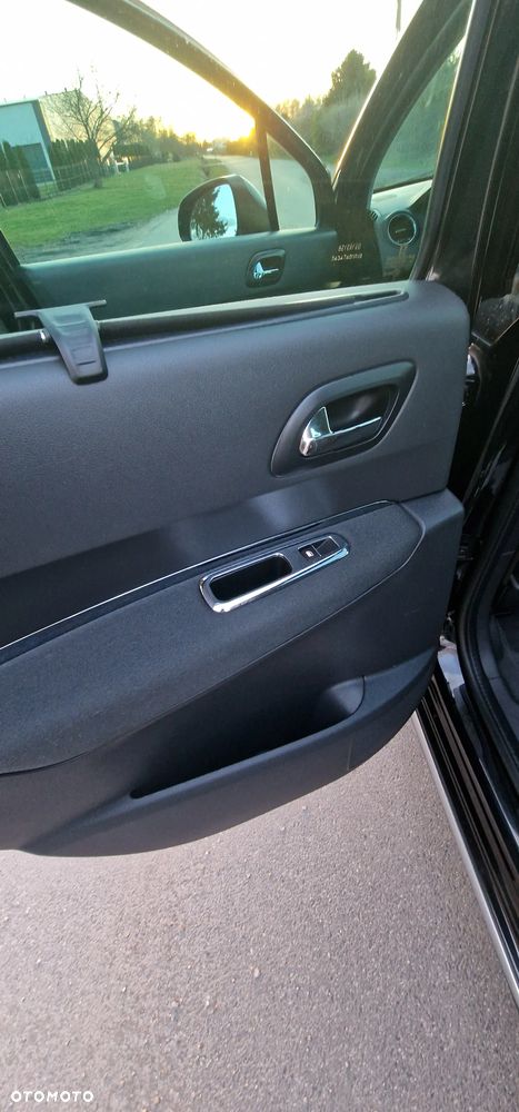 Peugeot 3008 1.6 THP Style - 17