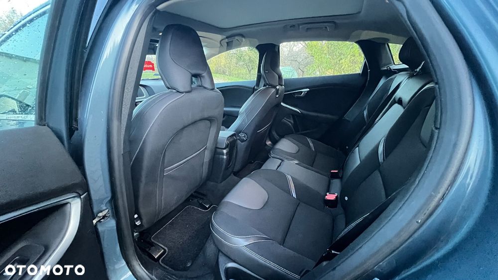 Volvo V40 D2 Base - 10