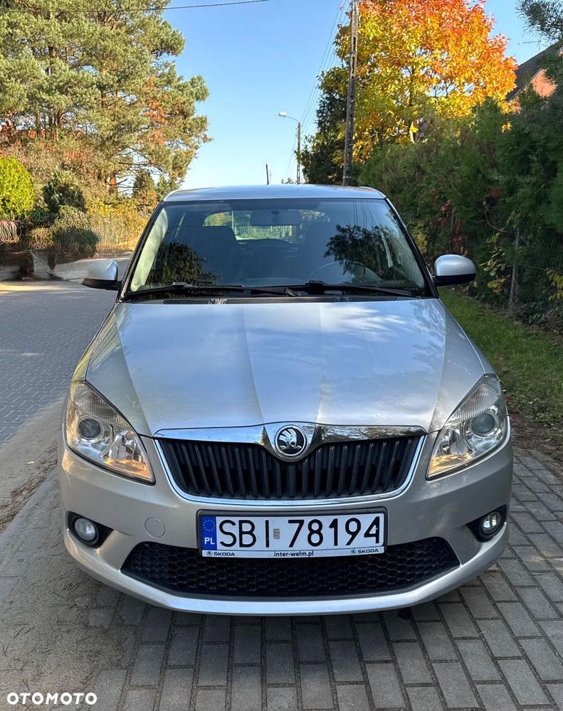 Skoda Fabia 2014 photo 2