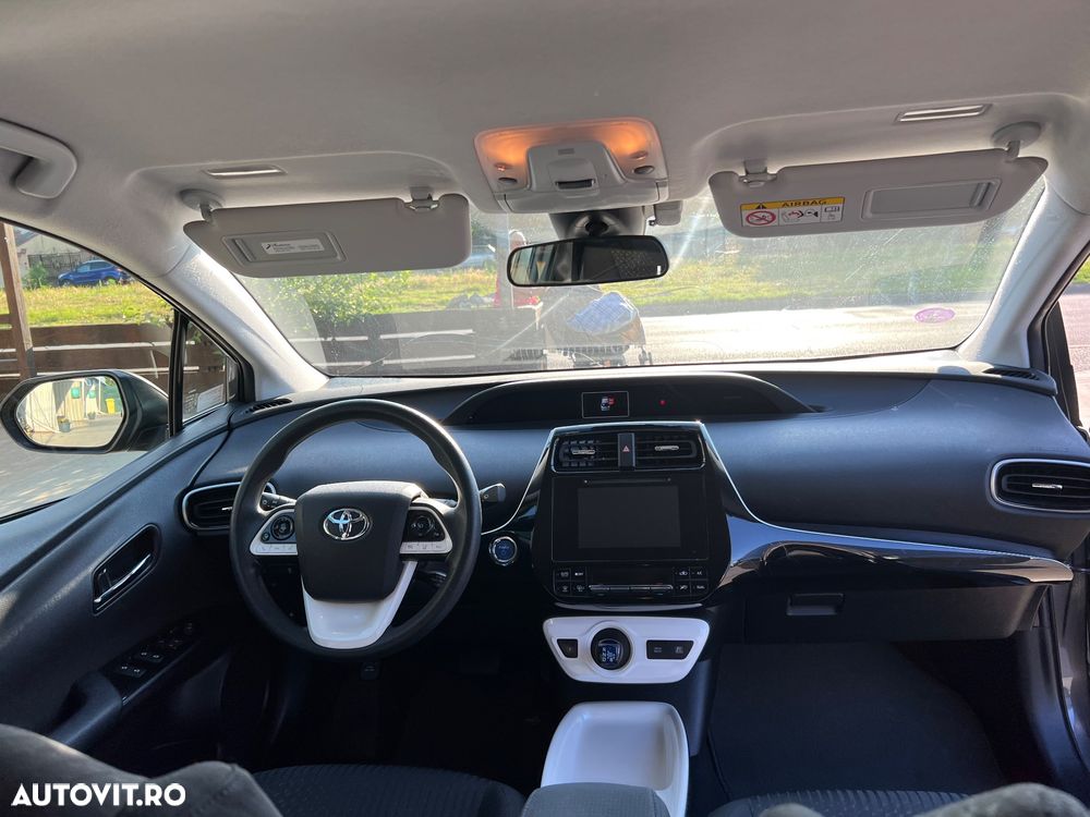 Toyota Prius 1.8 Dual VVT-i Sol - 7