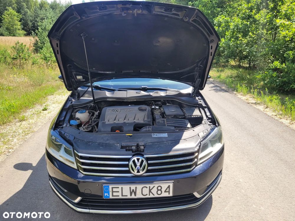 Volkswagen Passat 2.0 TDI BlueMotion Technology Comfortline - 20