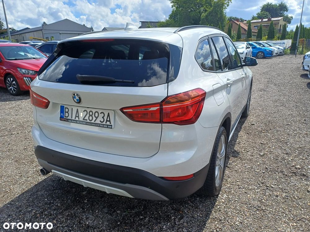 BMW X1 sDrive16d Sport Line - 6
