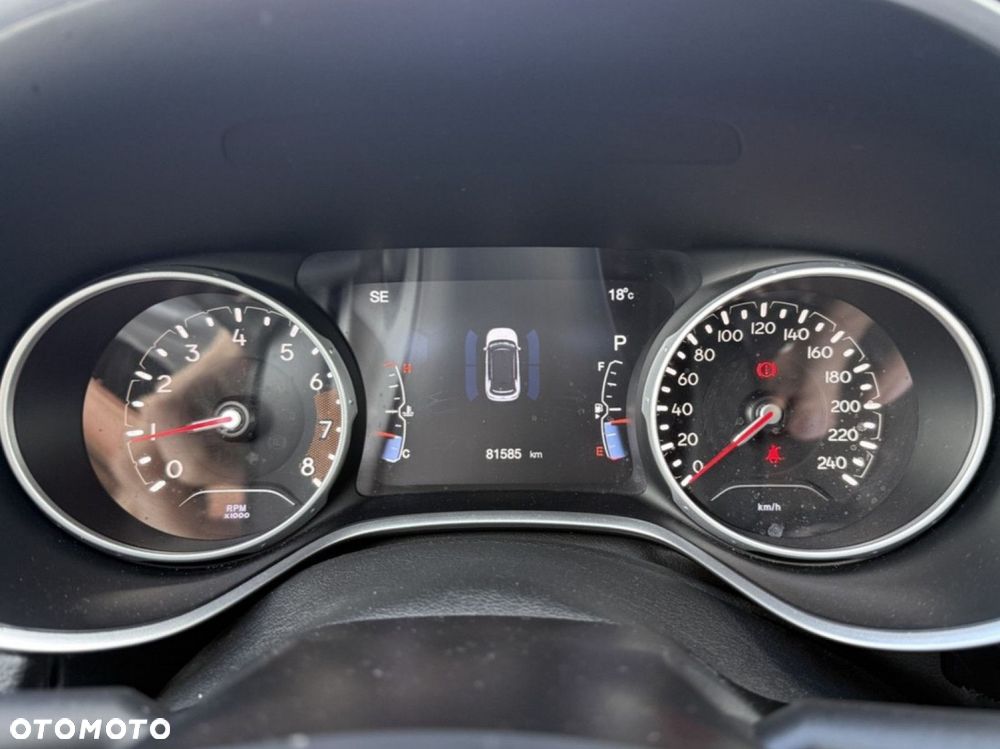 Jeep Compass - 11