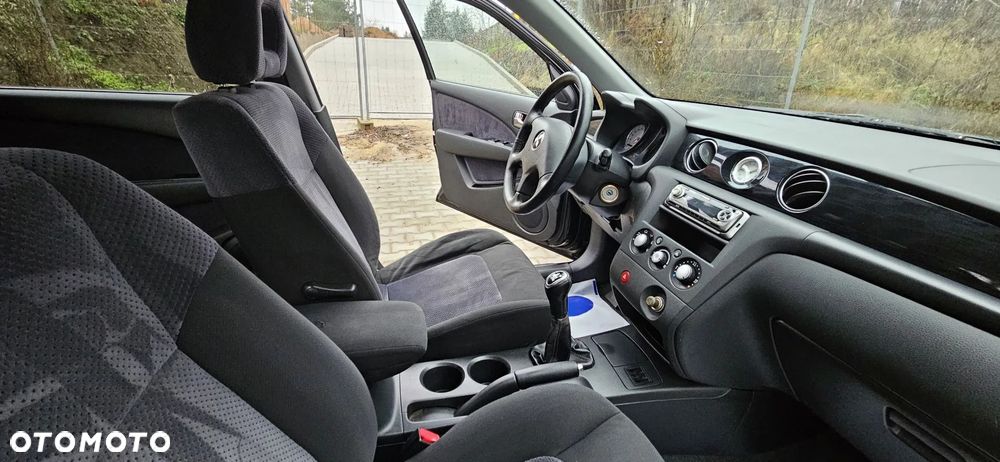 Mitsubishi Outlander 2.0 4WD Invite - 15