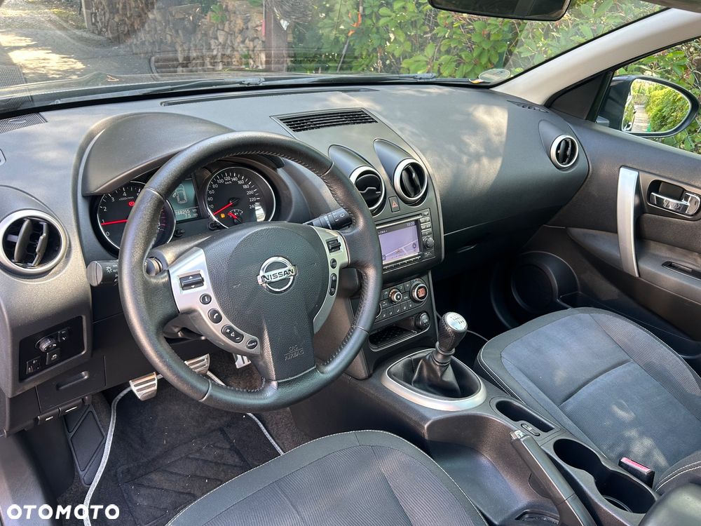 Nissan Qashqai 2.0 Visia - 11