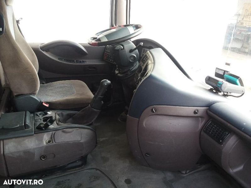 Cabina pentru Renault Magnum 2008 - 6