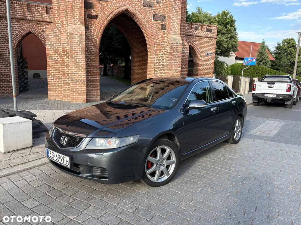 Honda Accord 2.0 Comfort - 11
