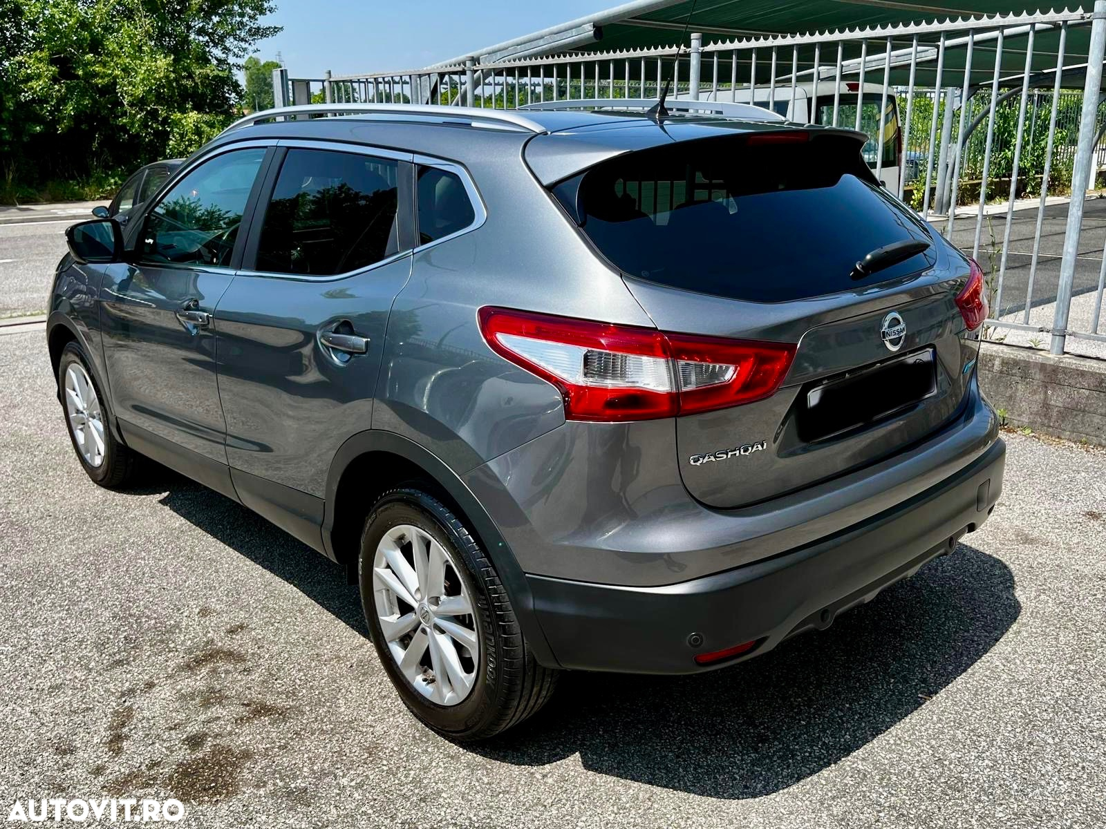 Nissan Qashqai 1.5 DCI Start/Stop Tekna - 4