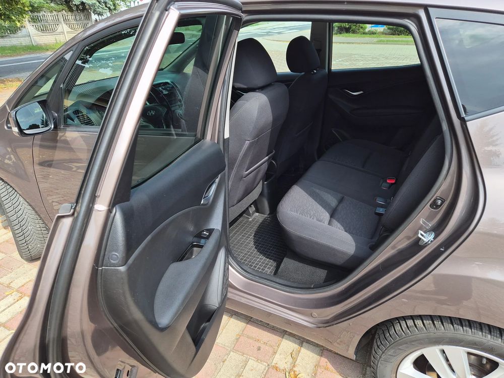 Hyundai ix20 1.4 Premium - 6