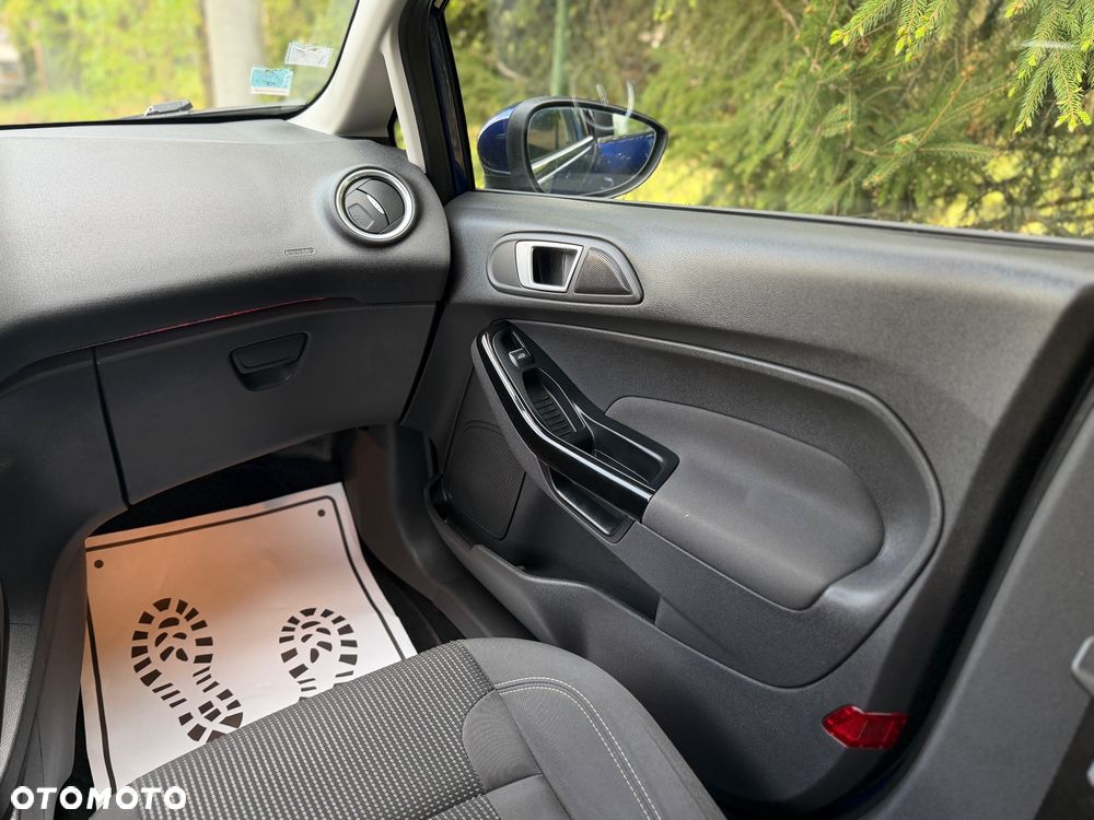 Ford Fiesta 1.0 EcoBoost S&S TREND - 29