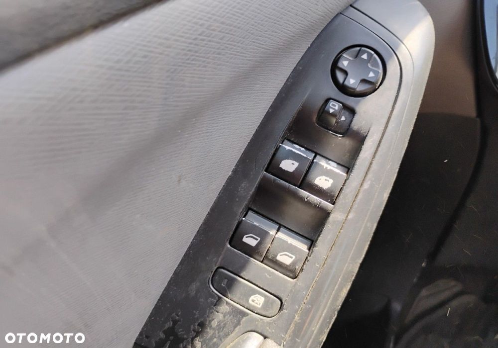 Citroën C4 Picasso - 10