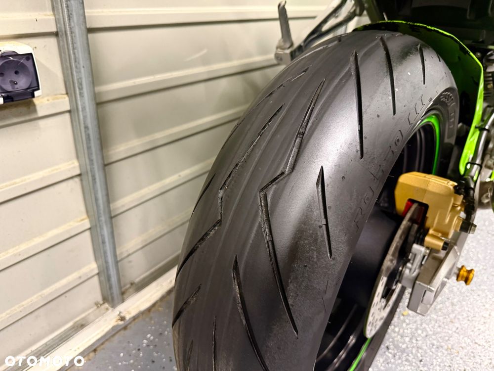 Kawasaki Ninja - 4