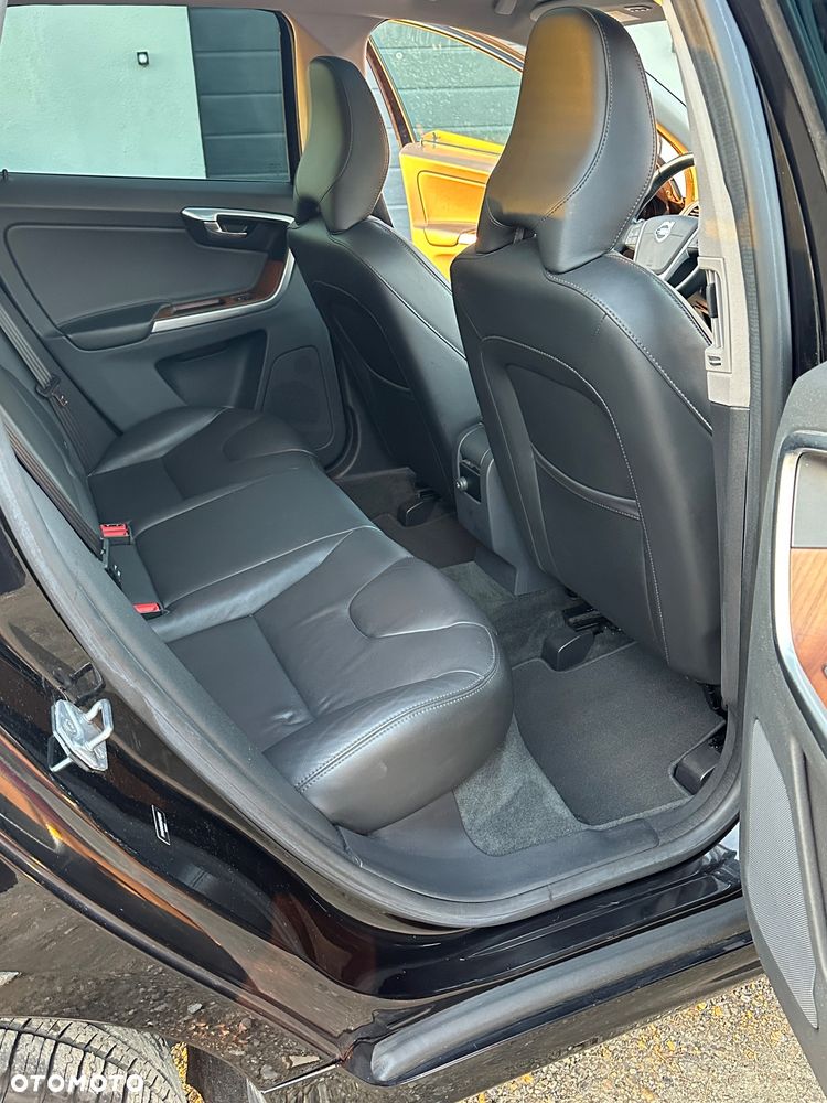 Volvo XC 60 - 34