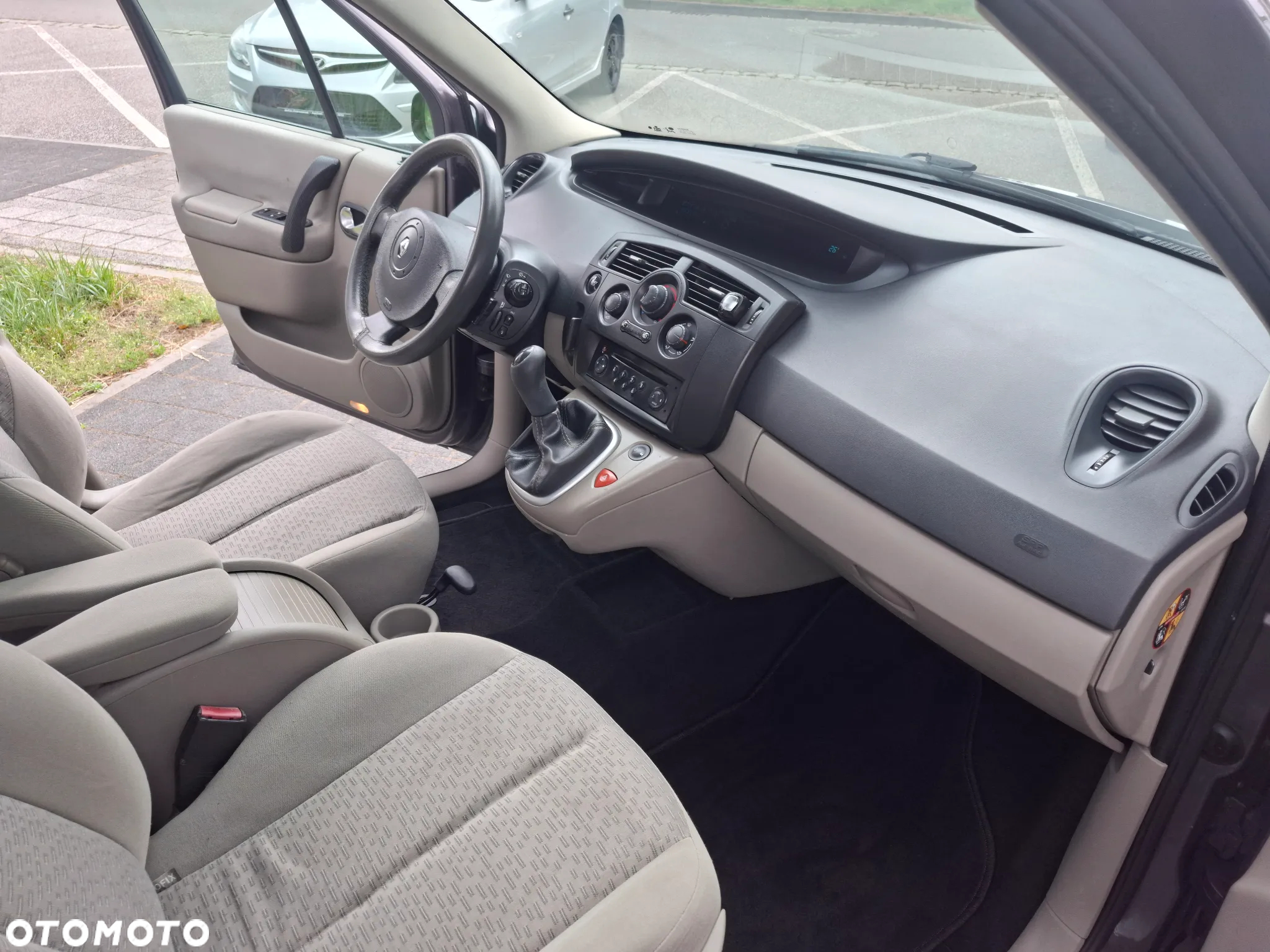 Renault Scenic - 23
