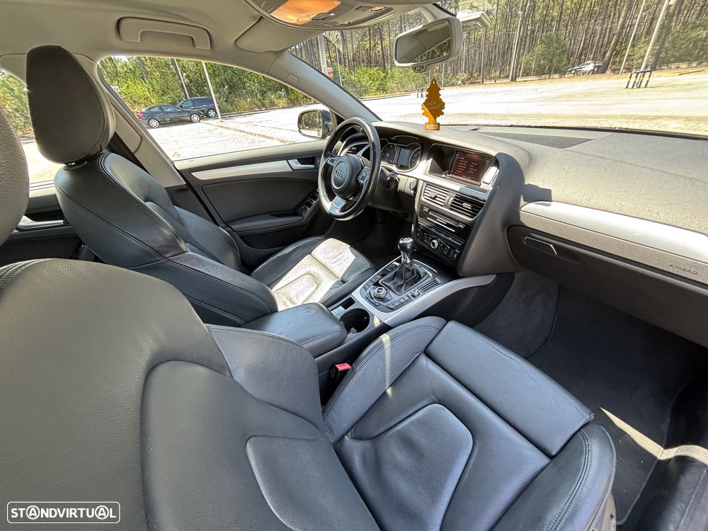 Audi A4 Avant 2.0 TDI Business Line Sport - 45