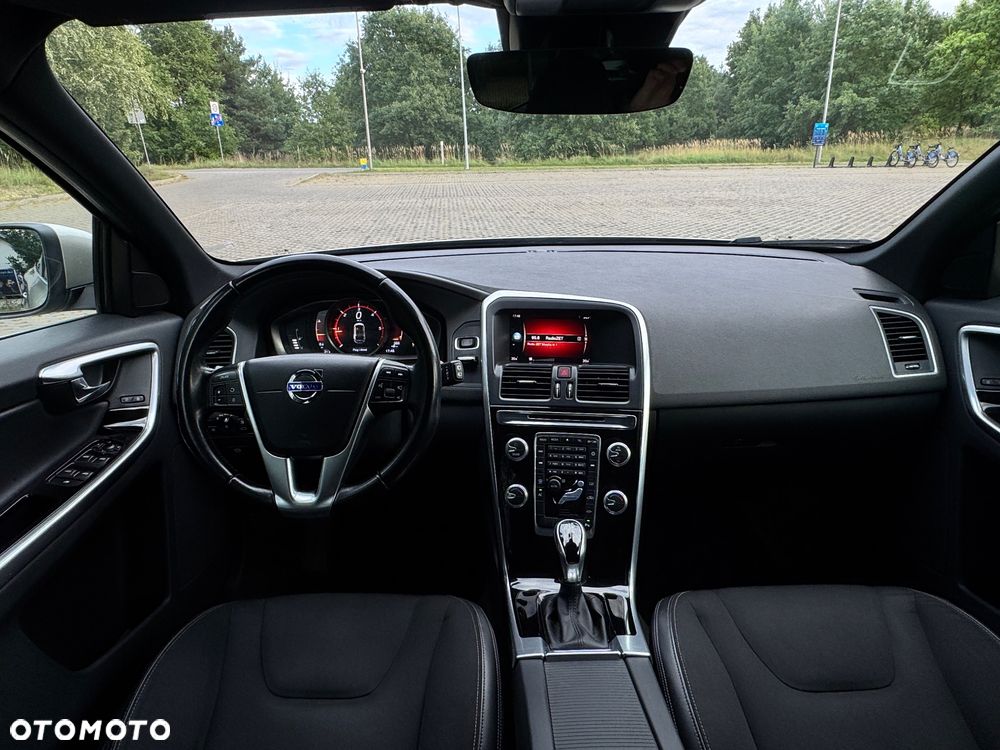 Volvo XC 60 D3 Geartronic Momentum - 5